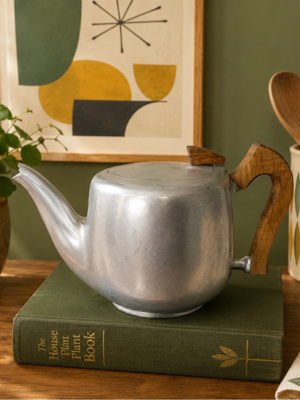 PICQUOT WARE VINTAGE METAL TEAPOT / PITCHER –  MCM